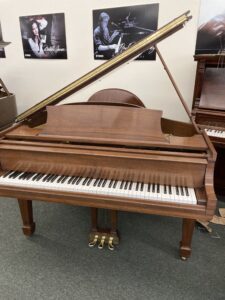 Yamaha C3 satin walnut